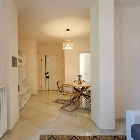 Indipendenza Cozy With Private Garden *