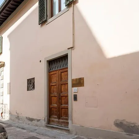Indipendenza Cozy With Private Garden Apartment *