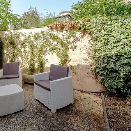 Apartment Indipendenza Cozy With Private Garden