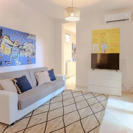Indipendenza Cozy With Private Garden Apartment *