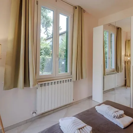 Apartment Indipendenza Cozy With Private Garden Florence