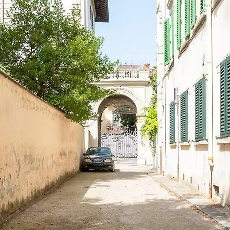 Apartment Indipendenza Cozy With Private Garden