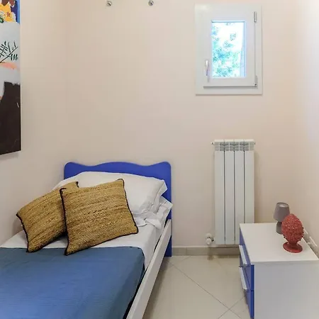 Apartment Indipendenza Cozy With Private Garden Florence
